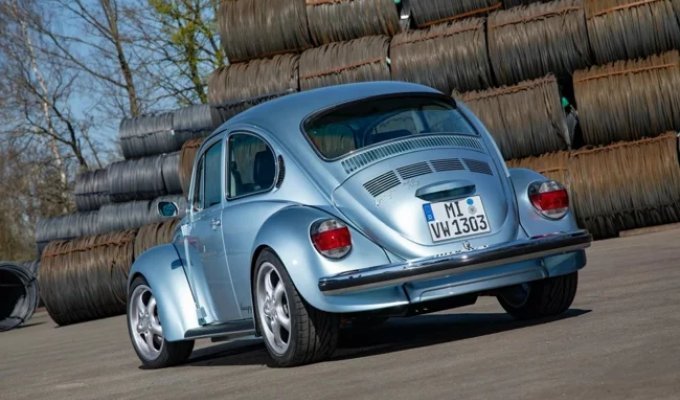 Волк  в овечьей шкуре - классический «Жук» превратили в суперкар  с разгоном до 100 км/ч менее 3 секунд (17 фото + 1  видео)