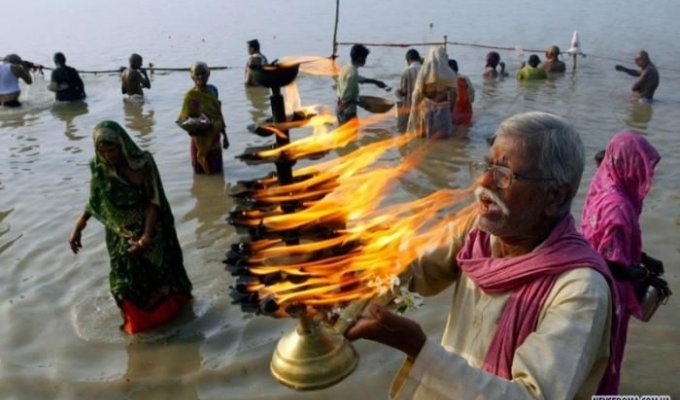 Индуистские фестивали и ритуалы (37 фотографий)