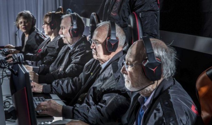 «Серебряные Снайперы» - самая пожилая киберспортивная команда Швеции (7 фото)