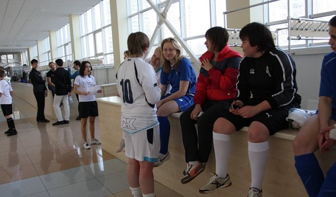 Первые в России спортивные соревнования среди секс-меньшинств (12 фото)