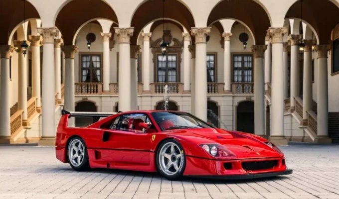 Самый мощный Ferrari F40 может стать ещё и самым дорогим (33 фото)