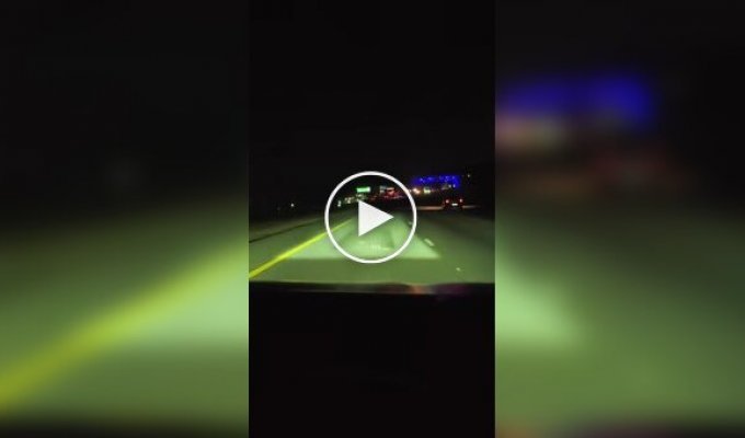 Headlights that illuminate their own lane