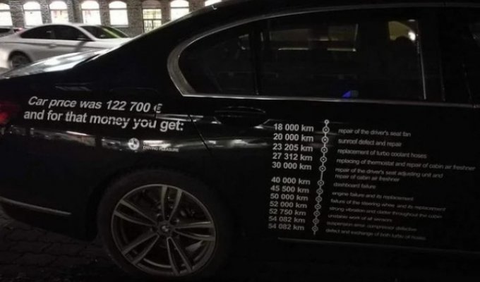 Разочарованный владелец BMW 7-й серии расписал все поломки на кузове своего авто (2 фото)