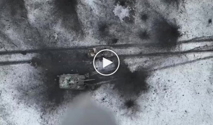 Видео работы операторов дронов на передовой. Часть 1