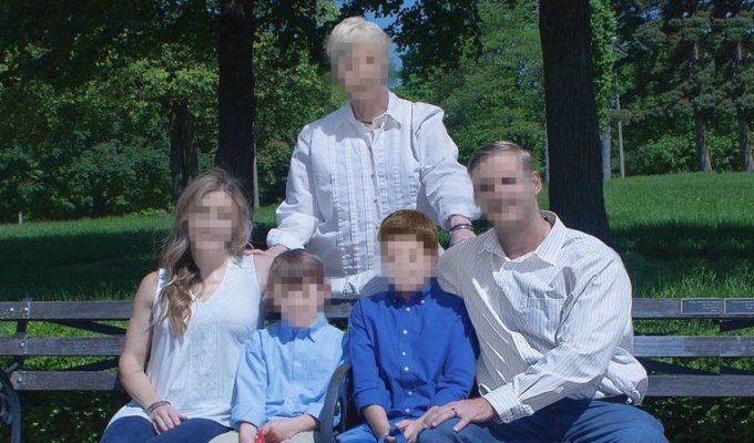 Американка заплатила $250 за страшную семейную фотосессию (7 фото)