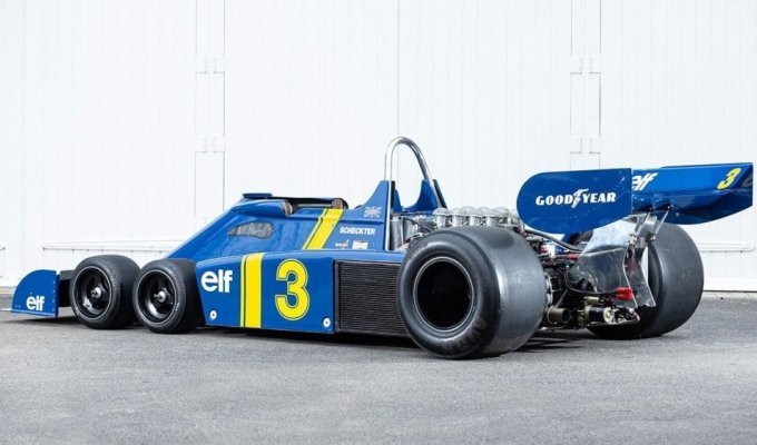 One of the most unusual Formula 1 cars will be put up for auction (19 photos)