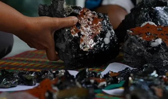 How meteorites help Thais win the lottery (6 photos)