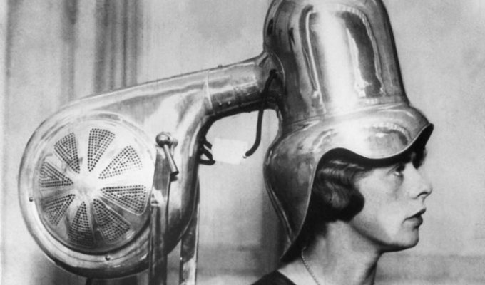 Вот какими фены для волос были в начале 20-го века (13 фото)