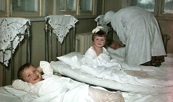 СССР глазами ребенка: Пятидневка в детском саду (16 фото + 1 видео)