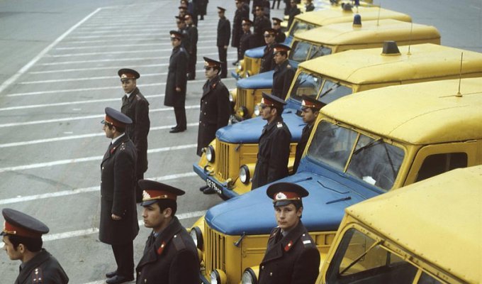 Милицейский транспорт СССР (18 фото)