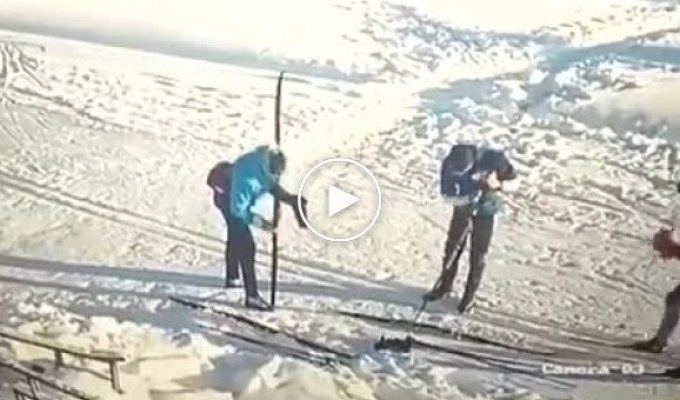 В России агрессивный лыжник напал на юного спортсмена за отказ уйти с дороги