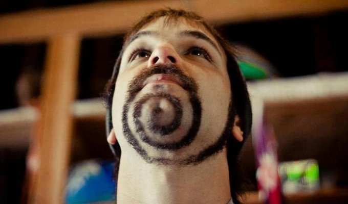 15 самых необычных бород (16 фото)