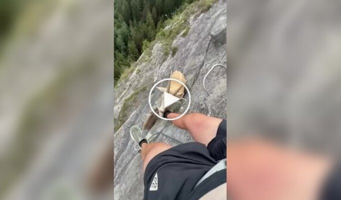 An unexpected encounter in the mountains