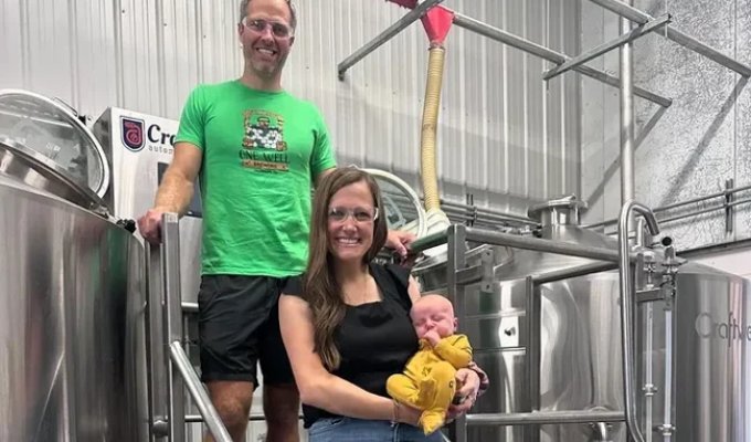 In the USA, a child was born in the parking lot of a brewery (4 photos)