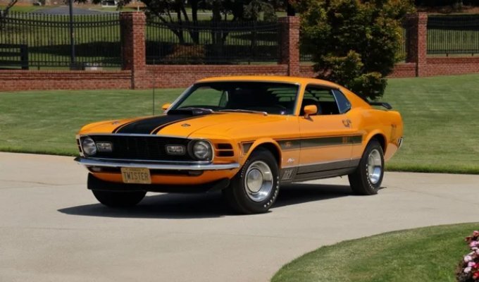 A very rare 1970 Ford Mustang Twister Special with a 7-liter engine will be put up for auction (22 photos)