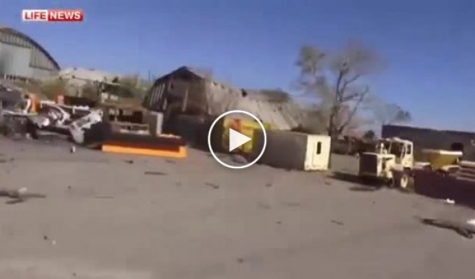 В аэропорту Донецка найдены тела убитых российских танкистов