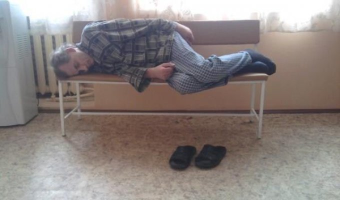 How I lay in a mental hospital - a real story (16 photos)