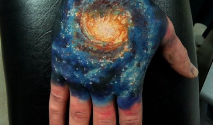 Татуировки на тему космоса (36 фото)