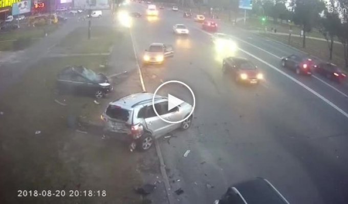 Авария с участием неадекватных мажоров в Киеве