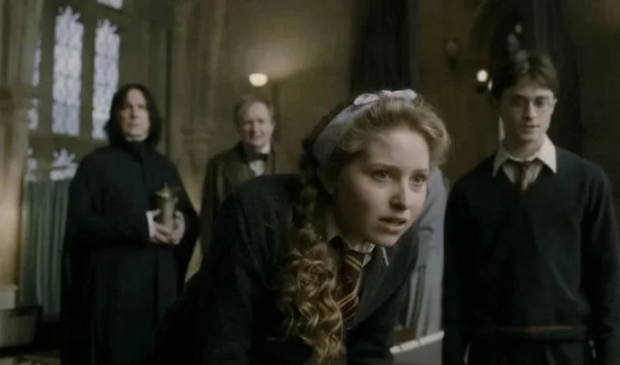 Harry Potter star Jessie Cave, who played Lavender Brown, registered on Onlyfans (2 photos + video)