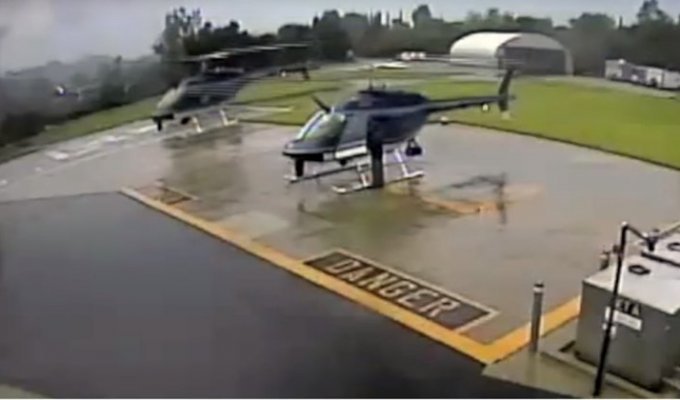 Шокирующее видео столкновения двух полицейских вертолетов (2 фото + 1 видео)