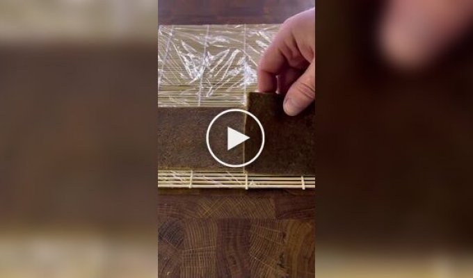 Как сделать роллы из бородинского хлеба со шпротами