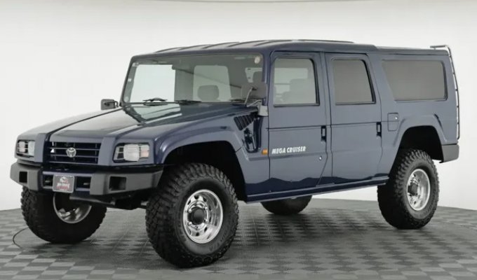 A rare Toyota Mega Cruiser SUV has been put up for auction (35 photos)