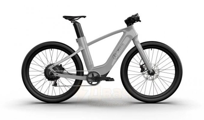 Mercedes presented a new electric bike - AMG F1 City Edition 750 (10 photos)