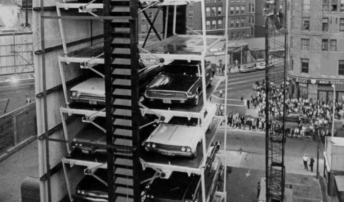 Удивительные парковочные лифты для машин 30-х годов (7 фото + 1 видео)