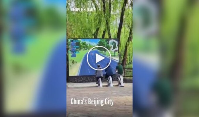 «Мультиплеерные» велотренажеры в китайском парке