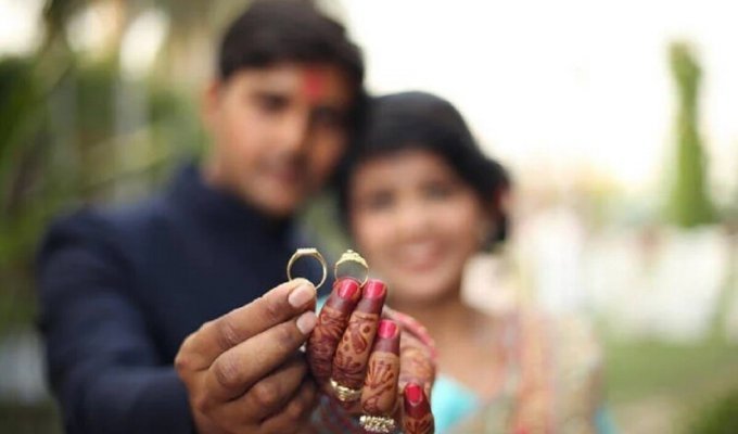 На рынке женихов в Индии можно купить себе мужа (5 фото)