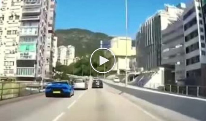 Blue Lamborghini enters the danger zone. I always did this in Need for Speed