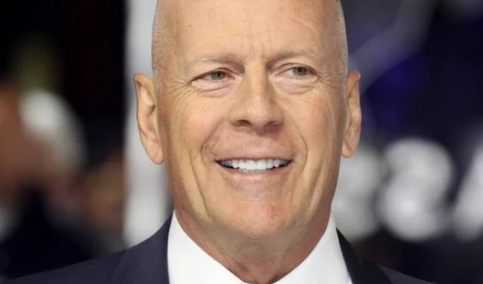 How Bruce Willis Looks Now: Latest Updates on the "Die Hard" Star's Declining Health (2 Photos)