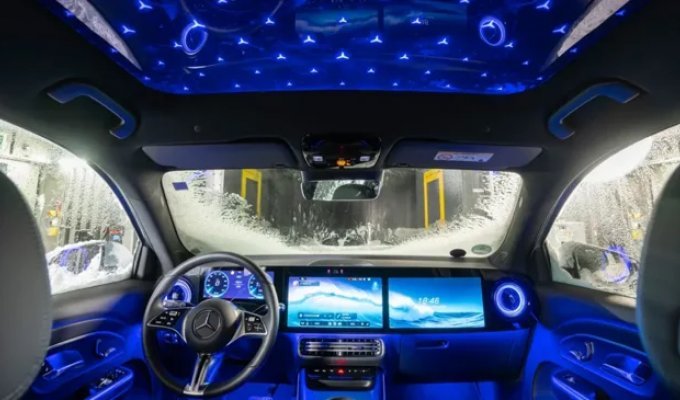 Mercedes-Benz показала салон нового GLB (11 фото)