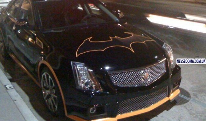 Cadillac CTS-V превращается … в Бэтмобиль (4 фото)