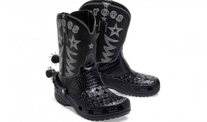 New from Crocs – rubber cowboy Cossacks (4 photos)