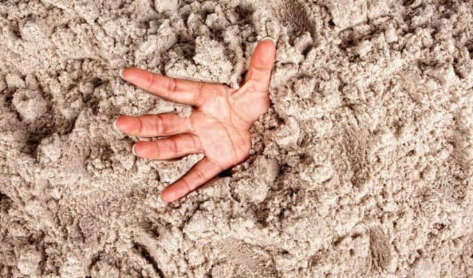 Почему зыбучие пески так называются? (3 фото)