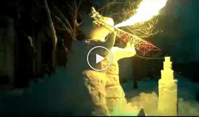 Огнедышащий снеговик