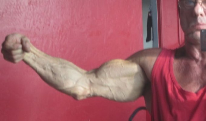 60 years old is not the age for a bodybuilder (30 photos)