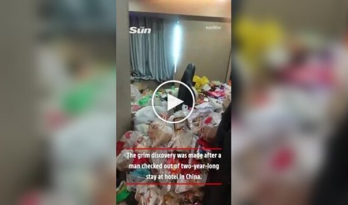«Гость из ада» утопил гостиничный номер в мусоре