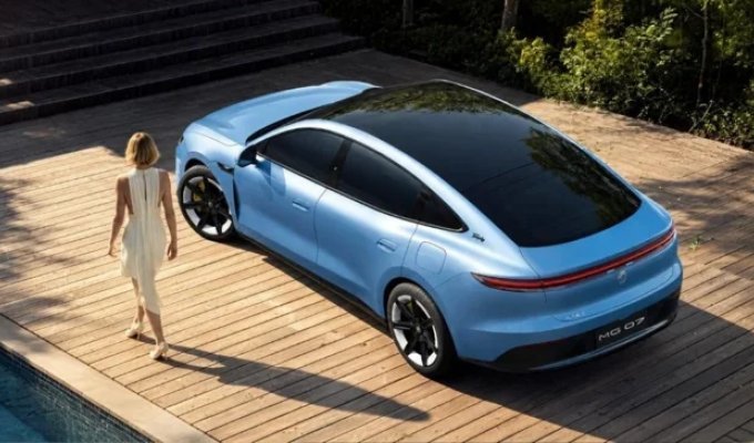 Китайці створили Porsche Taycan за ціною 16 тис. долларів — це електричний ліфтбек MG 07 за 16 000 доларів (14 фото)