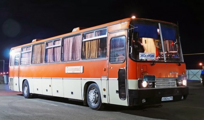 Междугородний автобус Ikarus-250.59 "Аполлон": в нашу гавань заходили корабли (18 фото)