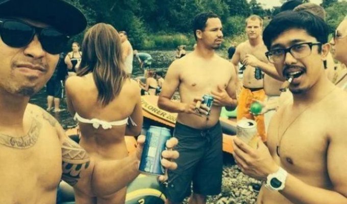 15 Photos That Will Make You Look Twice (15 Photos)