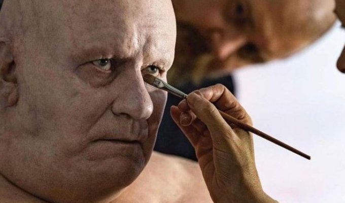 How Stellan Skarsgård is being turned into Baron Harkonnen for the second part of Dune (3 photos + video)