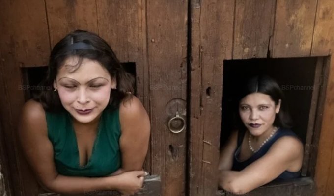 Необычные и интересные снимки из разных стран мира, сделанные в XX веке (21 фото)