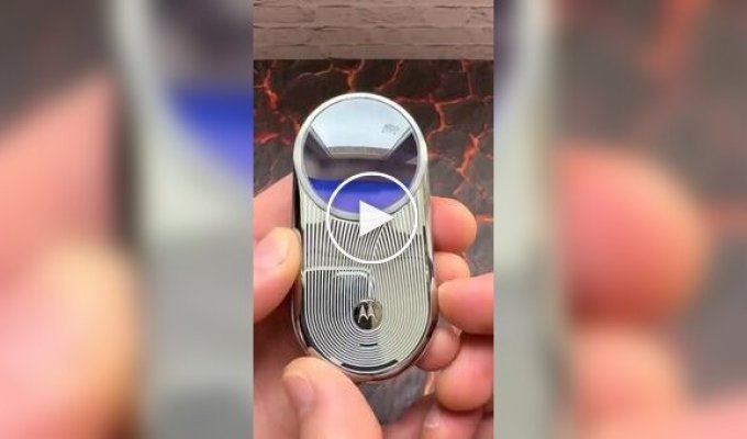 Когда мобильные телефоны умели удивлять. Часть 2