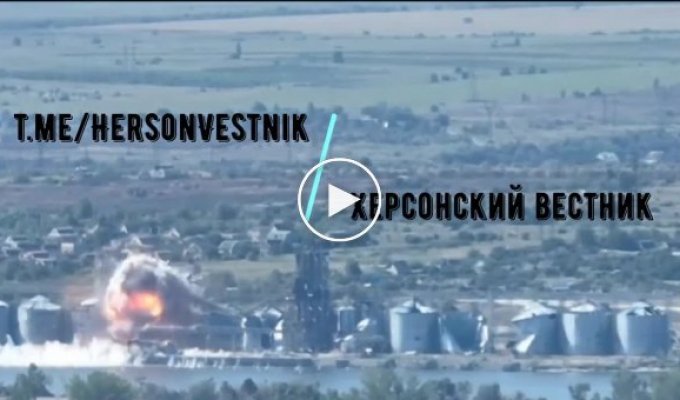 Русский мир пришел. 4 удара российских управляемых бомб ФАБ-500М62 по терминалу порта Нибулон в Херсонской области