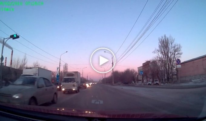 Столкновение трех автомобилей в Волгограде