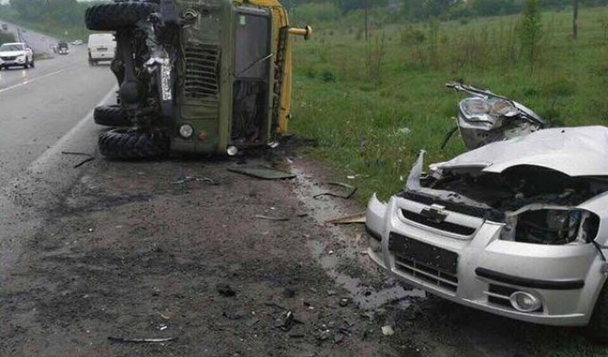 В ужасном ДТП под Харьковом погибли 4 человека