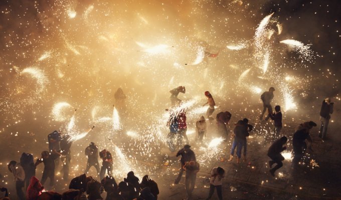 Сногсшибательная пиротехника – мексиканцы отжигают на фестивале фейерверков (12 фото)